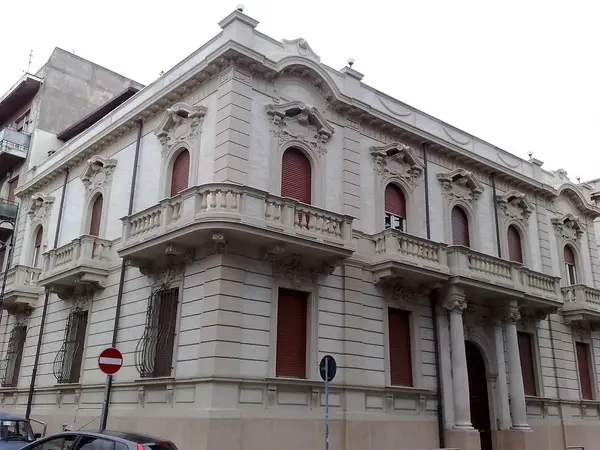 Palazzo Guarna Reggio Calabria