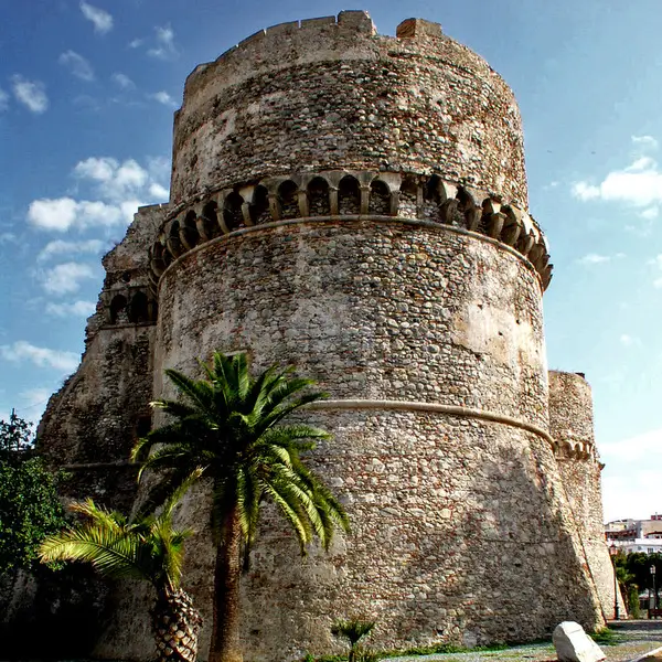 Aragonese Castle